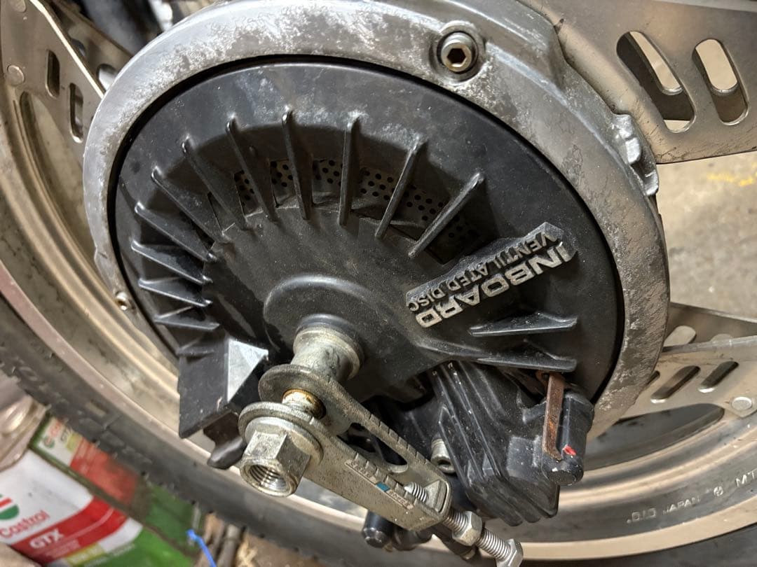 VF400F リアホイール　純正　CBX400F CBR400F 流用　ワイド