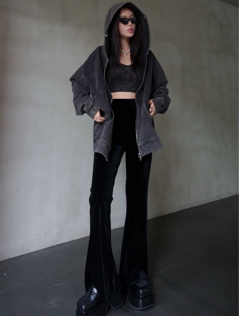 GlamLips 【新品未使用】RELAX フレア ベロアパンツ