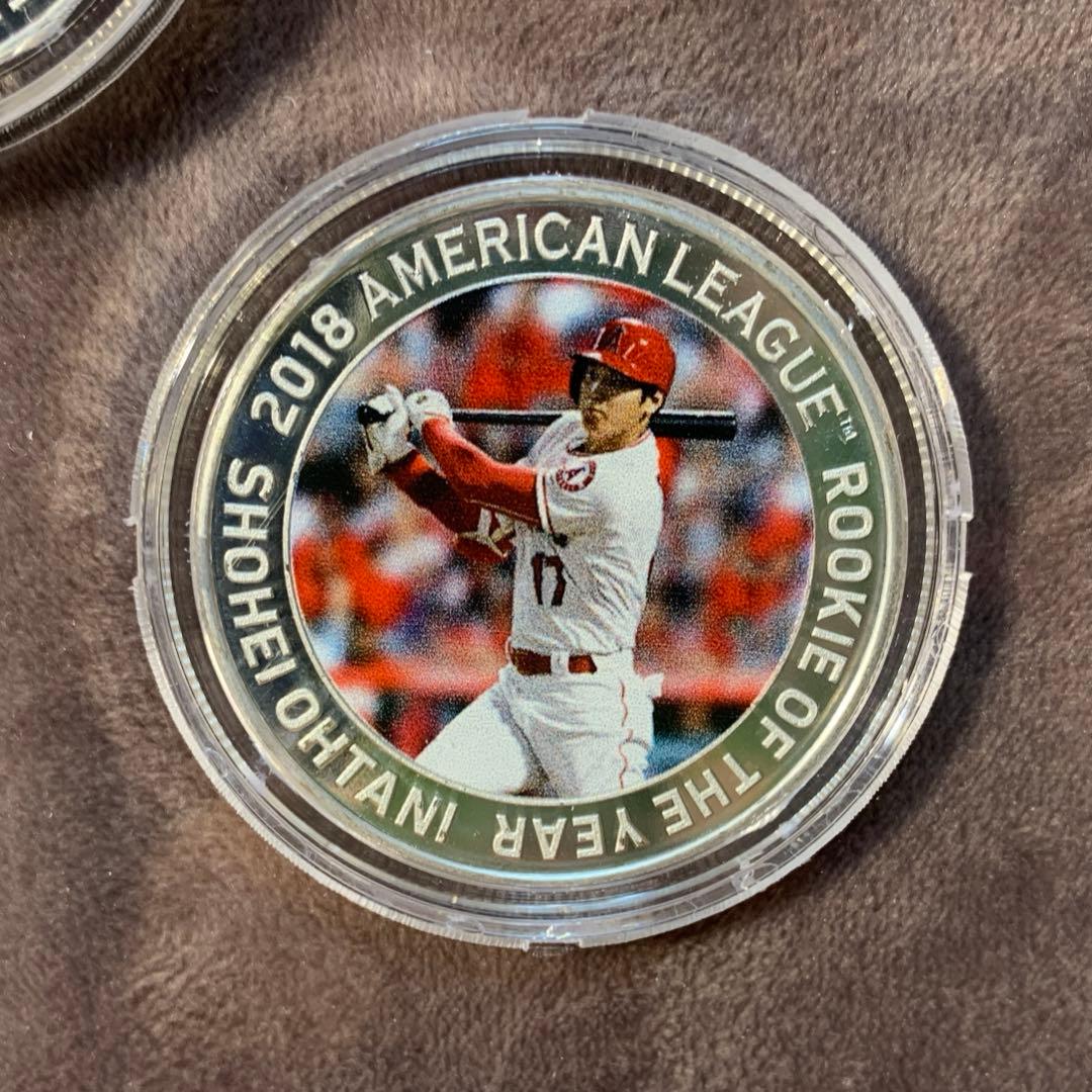 限定500　大谷翔平　2018新人王記念３ディスプレイスタンド　シリアル付