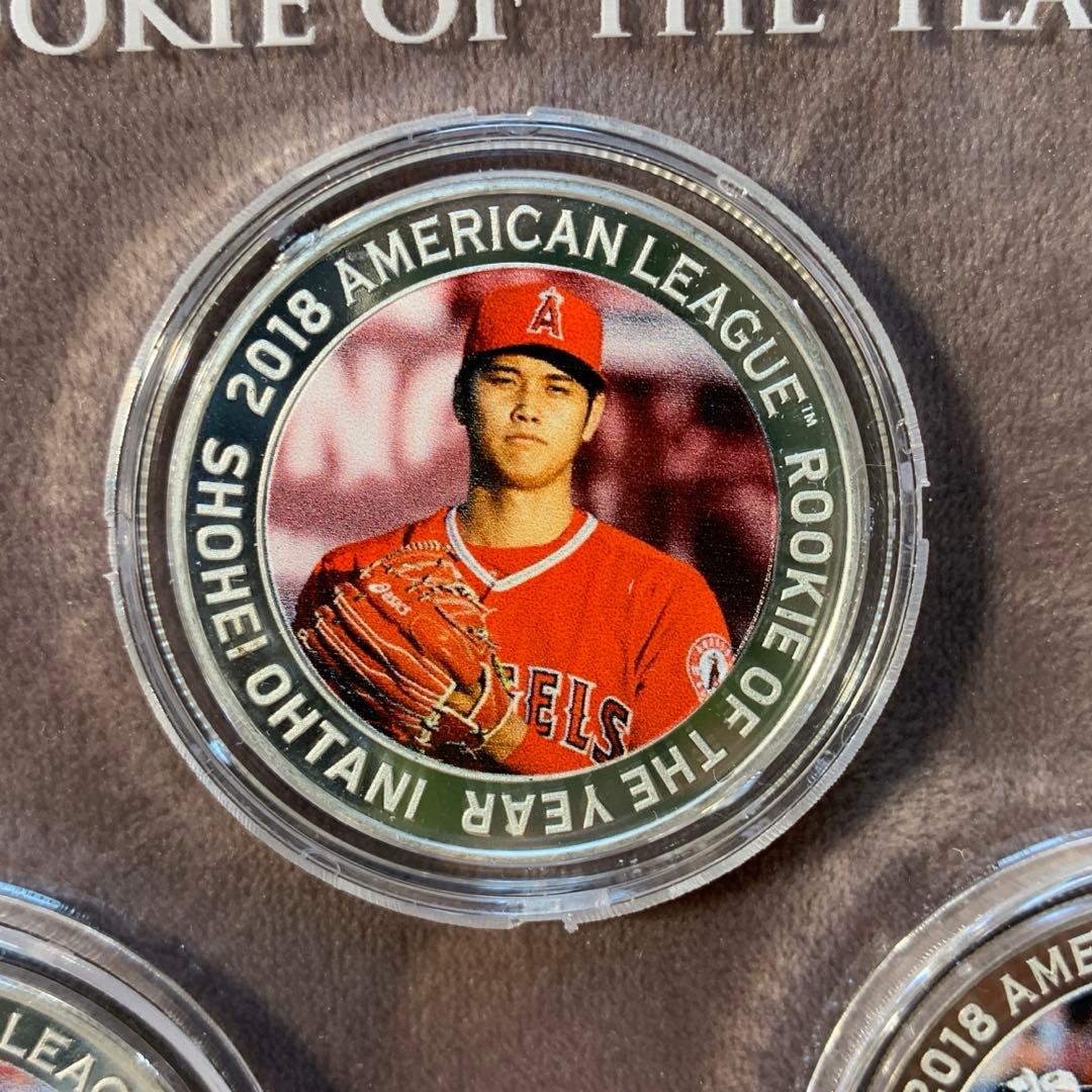 限定500　大谷翔平　2018新人王記念３ディスプレイスタンド　シリアル付