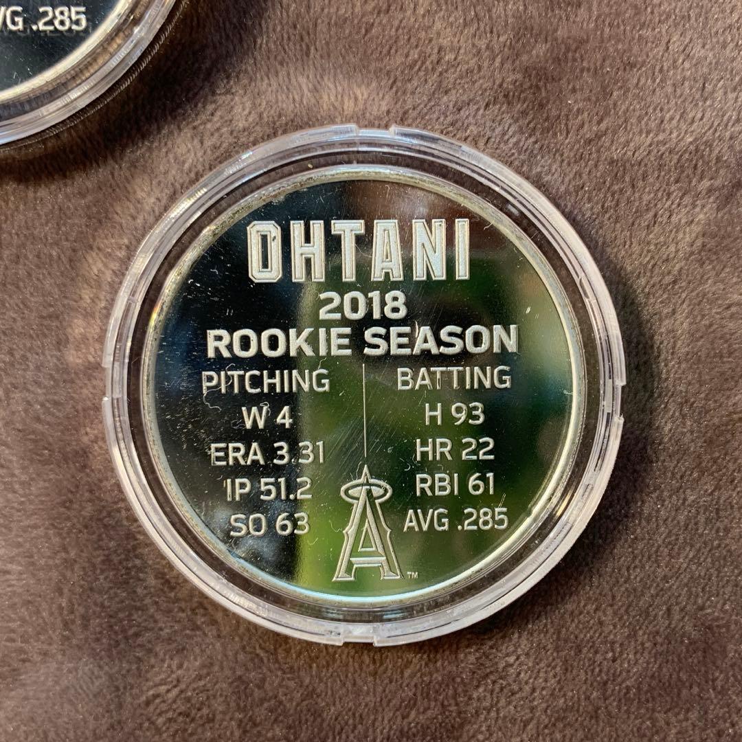 限定500　大谷翔平　2018新人王記念３ディスプレイスタンド　シリアル付