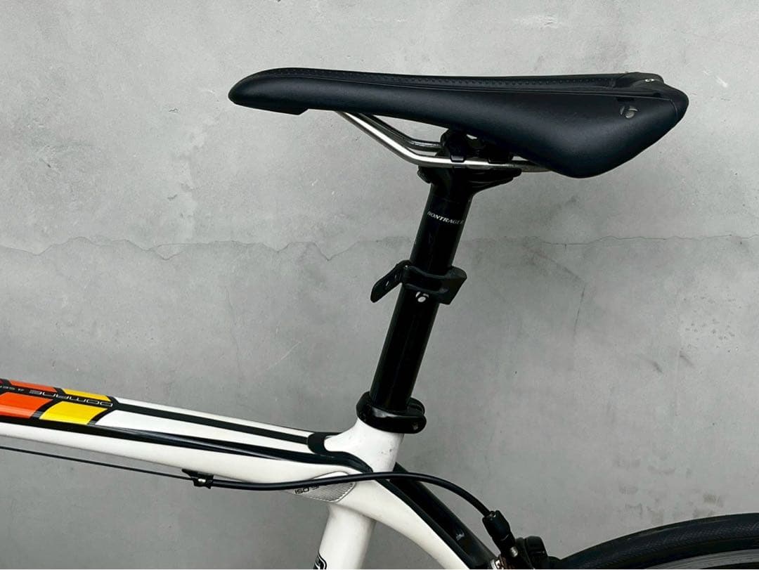 Trek domane ロードバイク ホワイト/ブラック