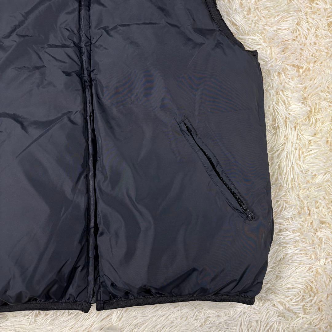 オールドネイビー 肉厚 ダウンベスト リバーシブル 総柄 宇宙柄 & ブラック