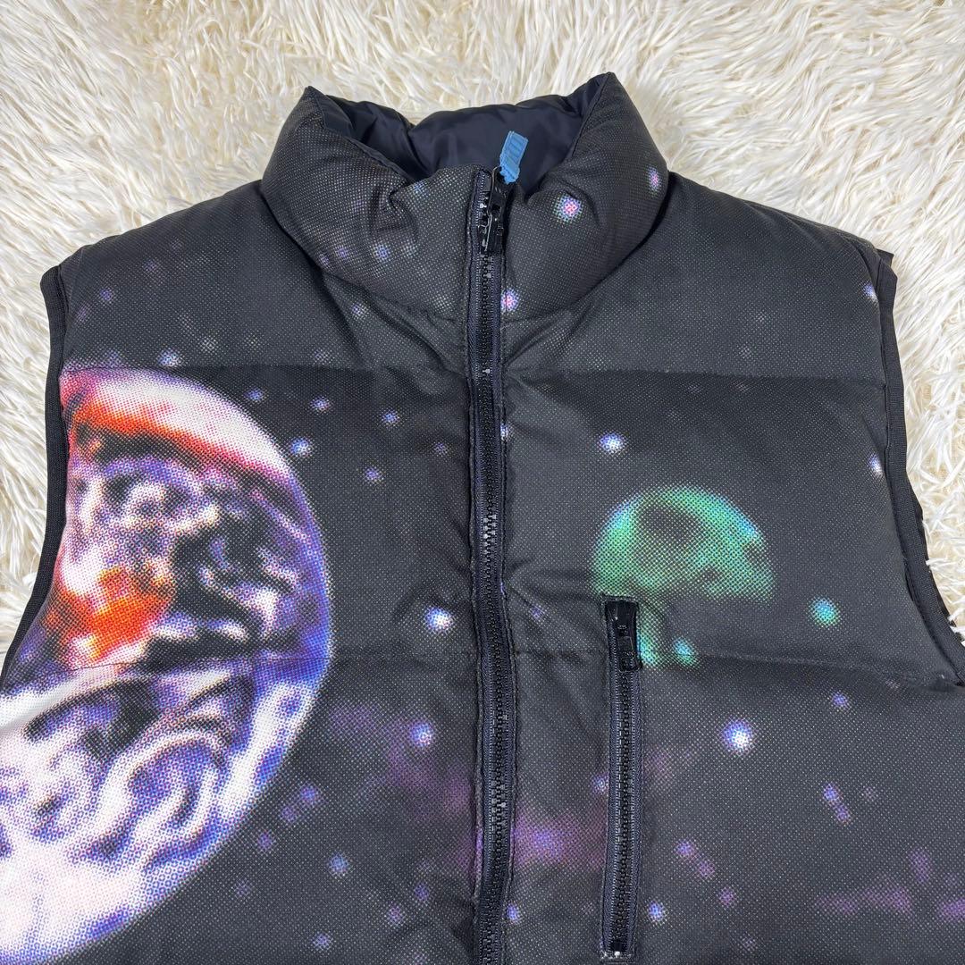 オールドネイビー 肉厚 ダウンベスト リバーシブル 総柄 宇宙柄 & ブラック