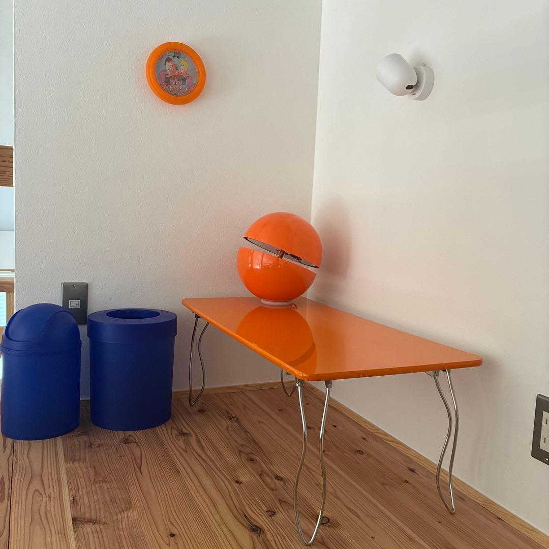 スペースエイジ　レトロポップ　ローテーブル