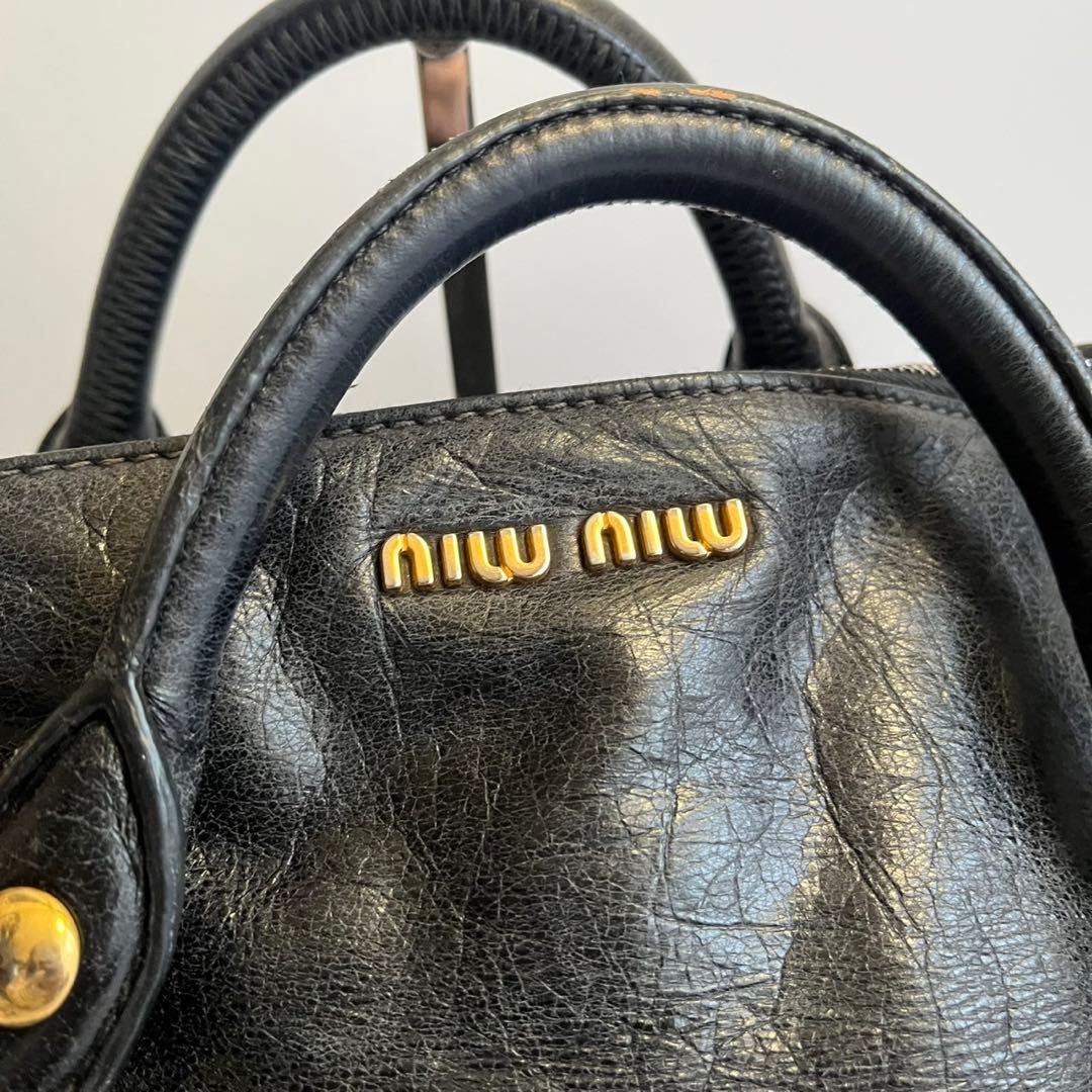 MIUMIU ミュウミュウ　ハンドバッグ　レザー　ブラック　黒