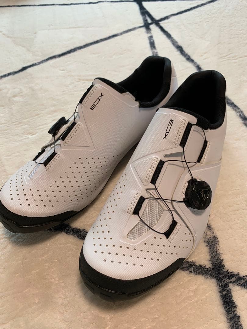 「美品」SHIMANO XC3 ホワイト 44 US10 27.8cm ワイド