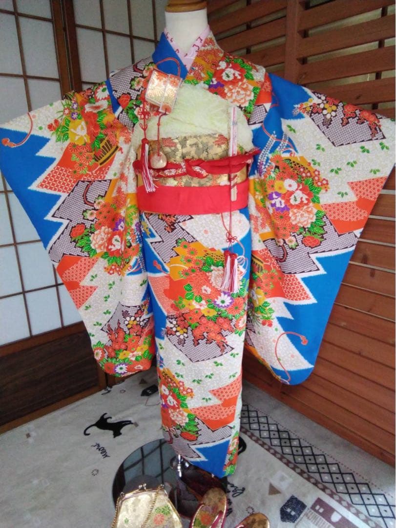 3歳から5歳向け・正絹のお着物セット