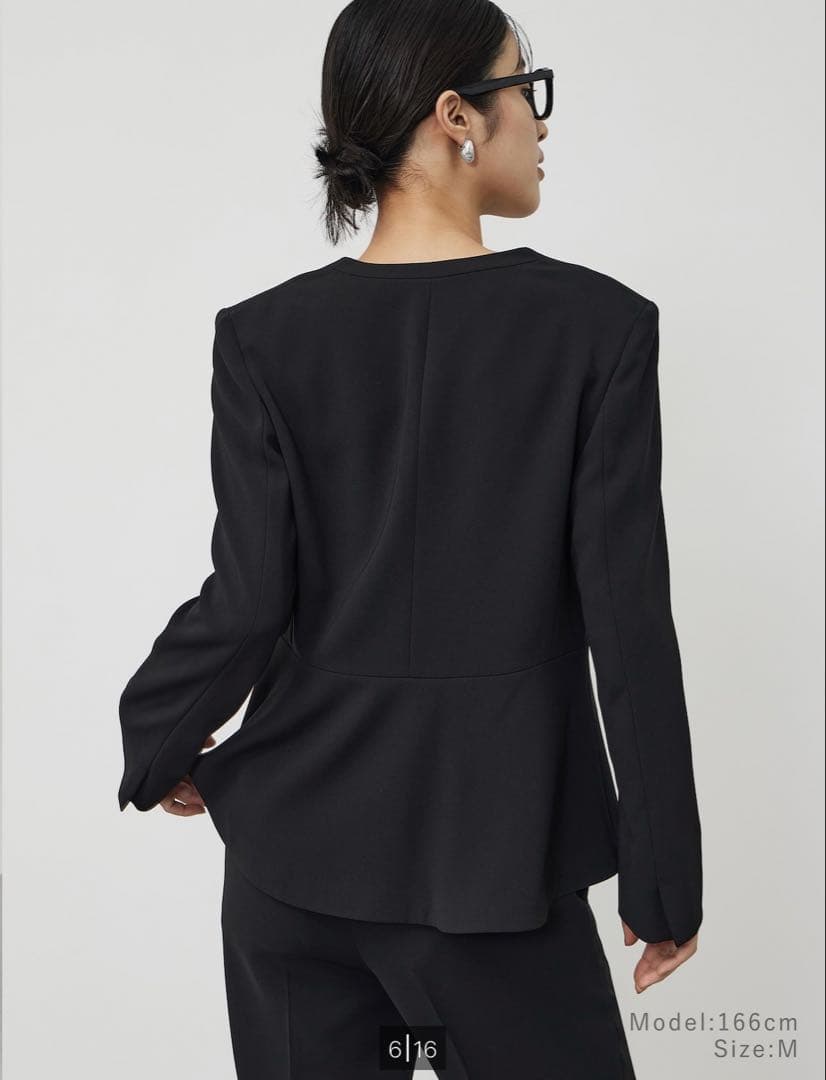 【新品タグ付】PLST トリアセブレンドペプラムジャケット L ブラック