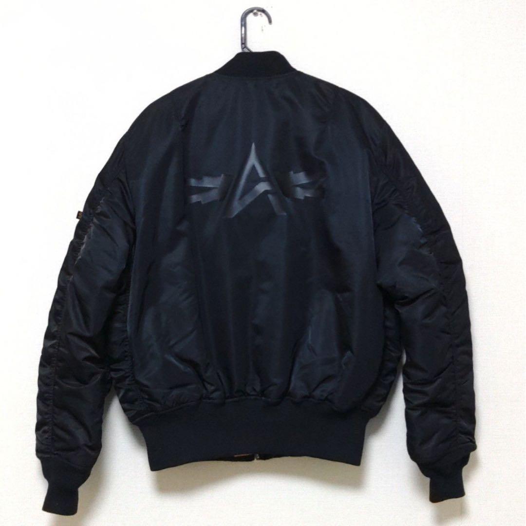 ジャケット・アウター [LE SSERAFIM x Alpha Industries] MA-1