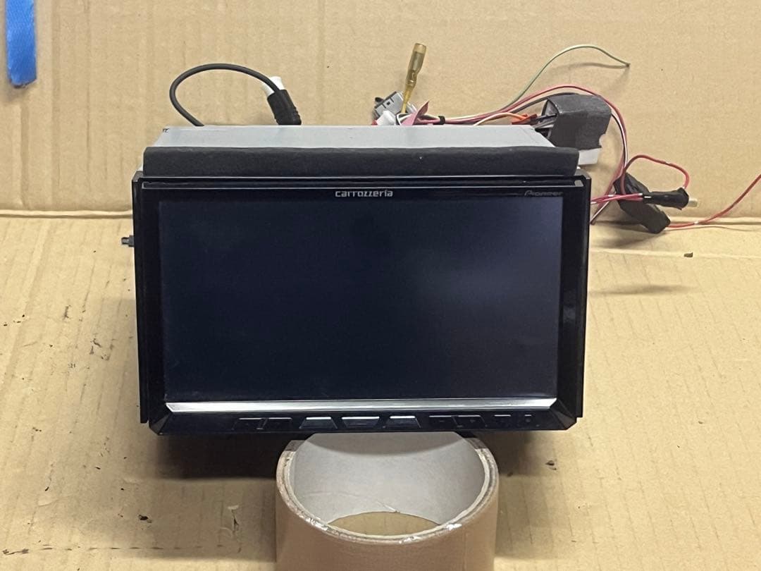 カロッツェリア製　AVICーZH09