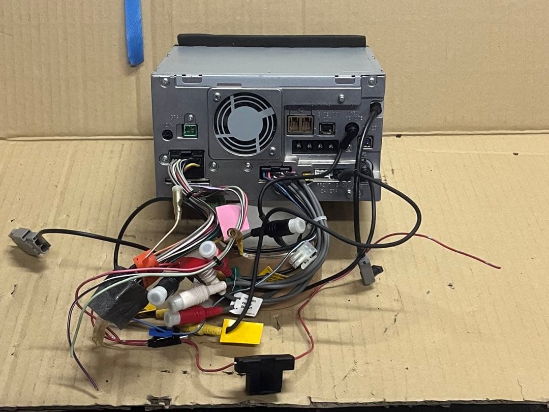 カロッツェリア製　AVICーZH09