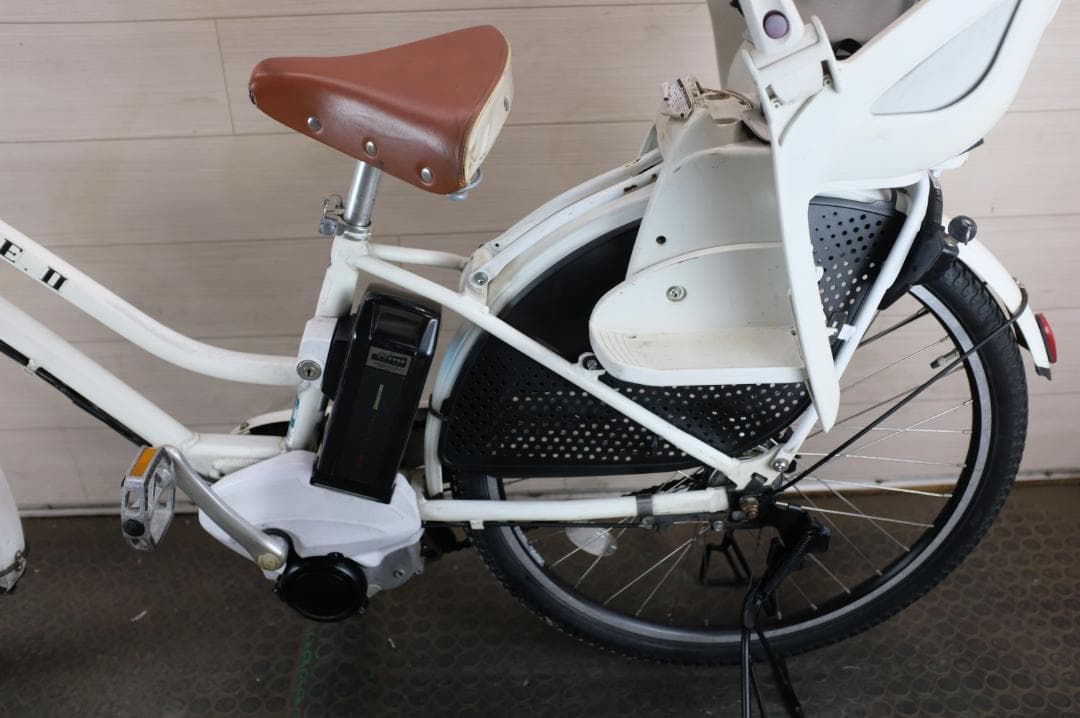 k*n様 ブリヂストン製　HYDEE.2　26インチ　3段　12.8Ah充電器あ