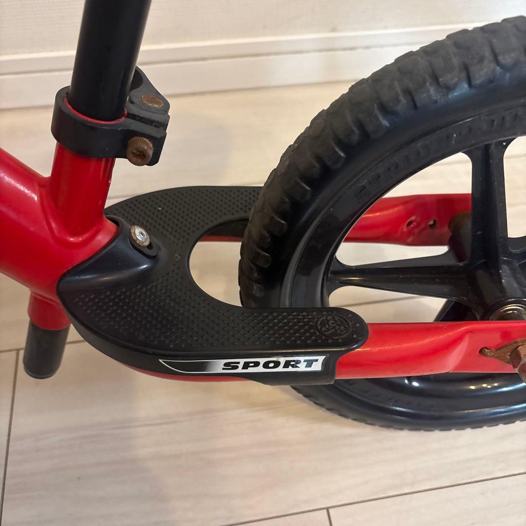 STRIDER ストライダー　レッド　12インチ　幼児乗り物