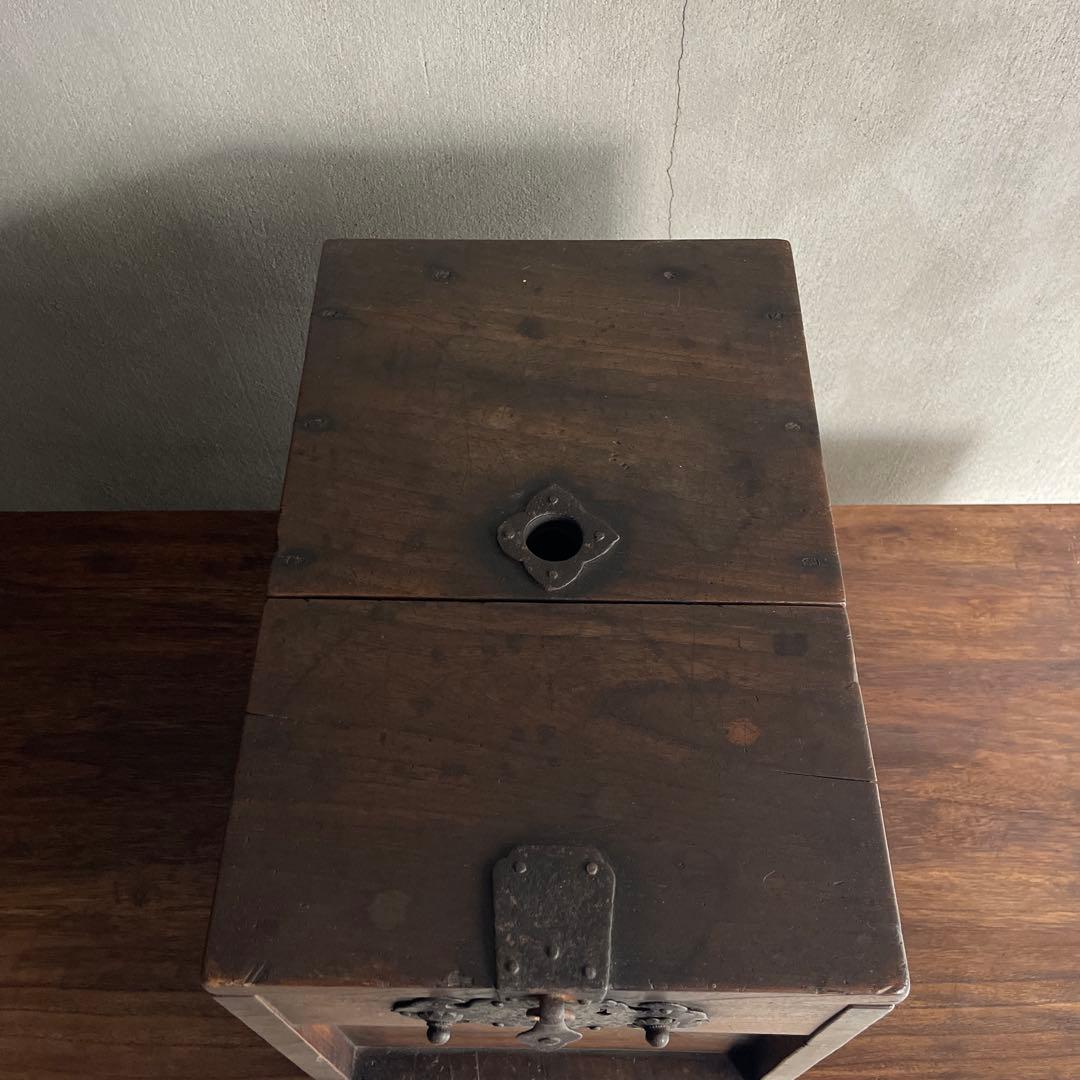 銭箱 銭函 小引出 時代金具 日本製 江戸時代 明治時代 古道具 欅