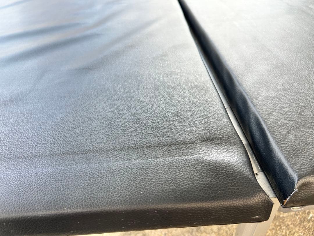 デリカD5　ベットキット