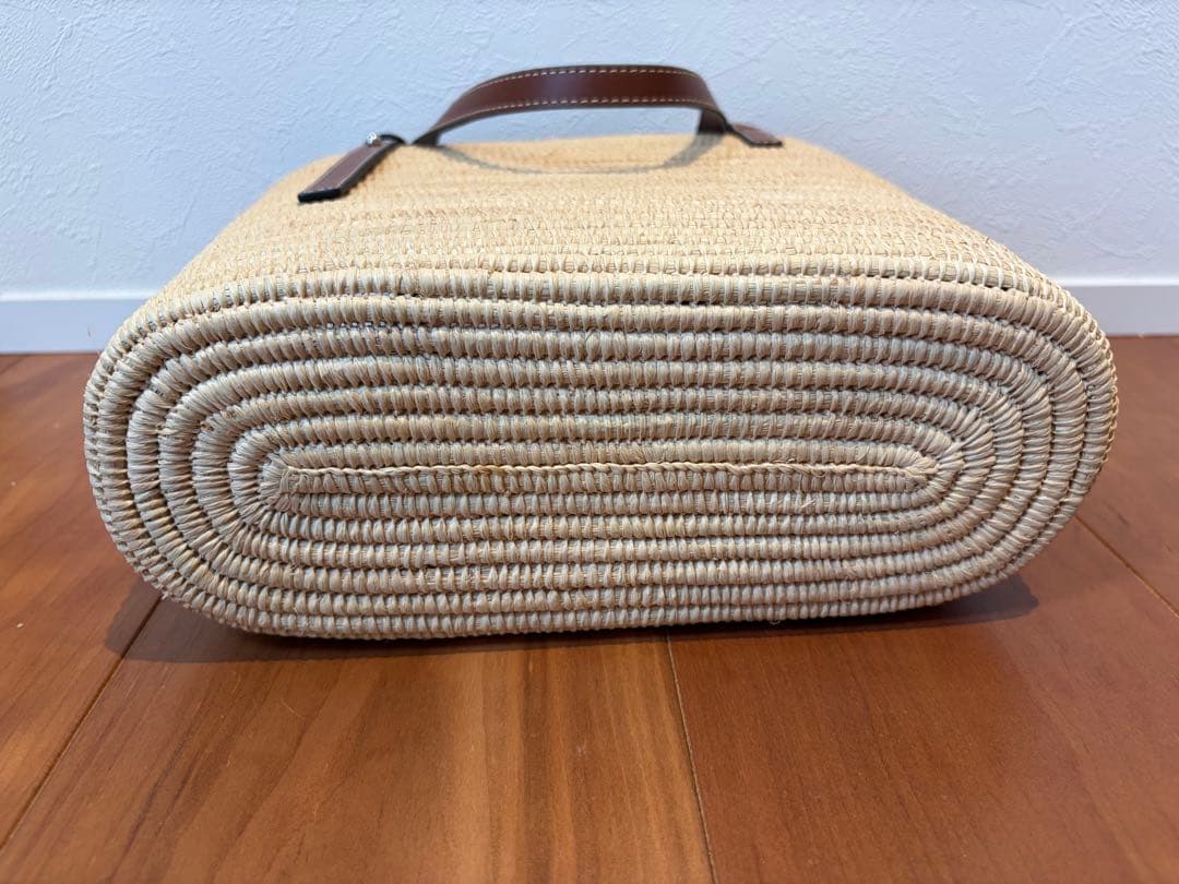 極美品 LOEWE ロエベ　スクエアカゴバック　内袋巾着付き