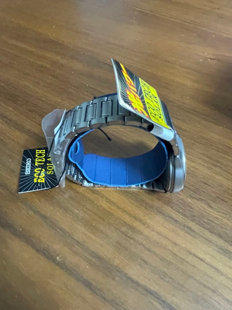 稼働品 SEIKO セイコー ソーラー チタニウムV145-0D60腕時計未使用