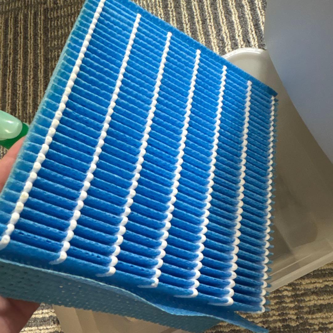 SHARP HV-R75-W 加熱気化式加湿器　2022年式　フィルター新品