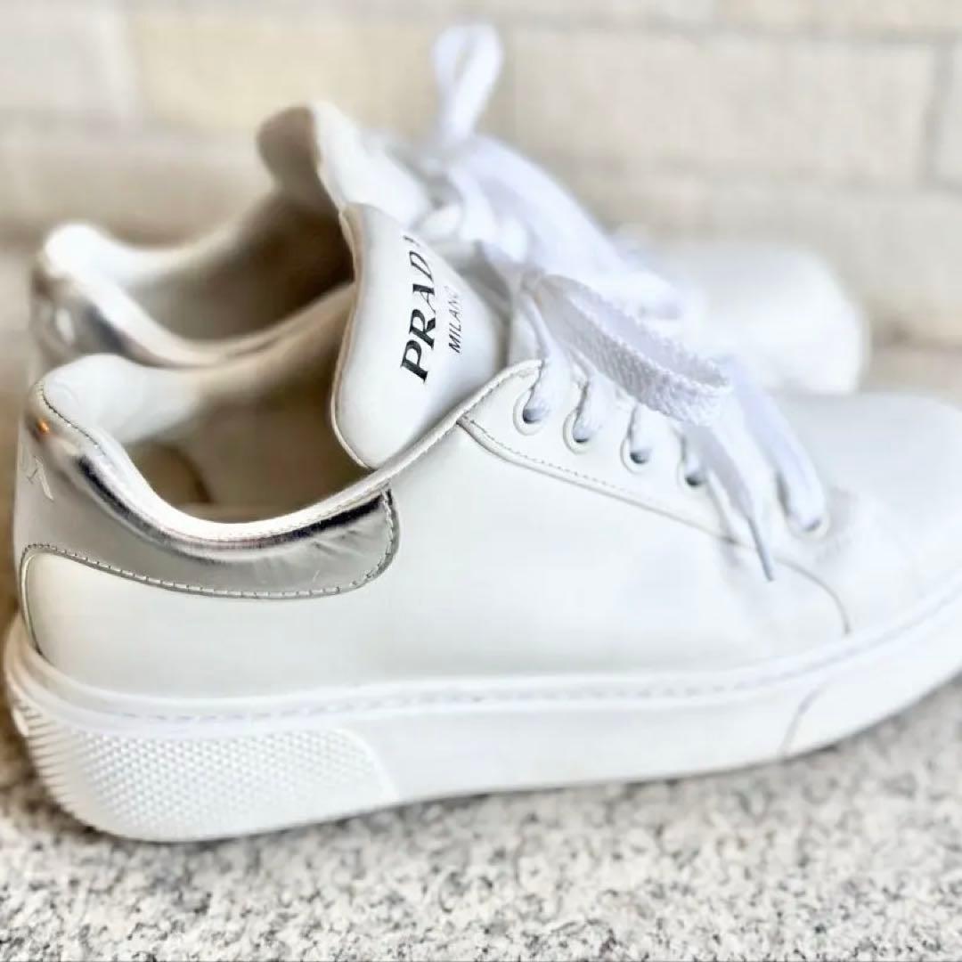 【美品】PRADA レザーロゴスニーカー 36 1E621M