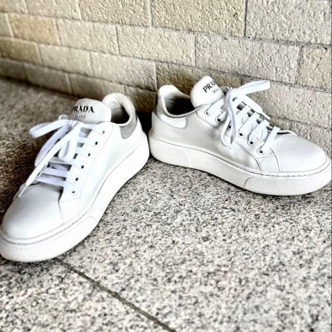 【美品】PRADA レザーロゴスニーカー 36 1E621M