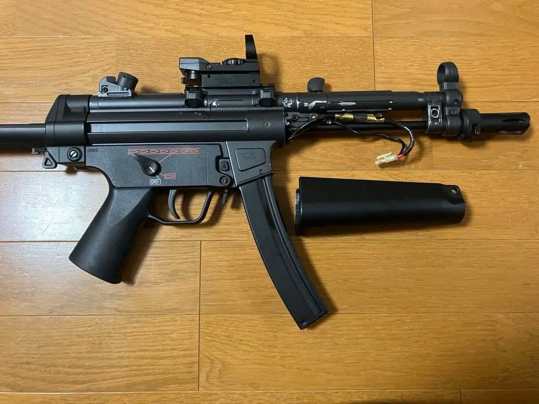 東京マルイ スタンダード電動ガンMP5A5リペイントVer ケース付き