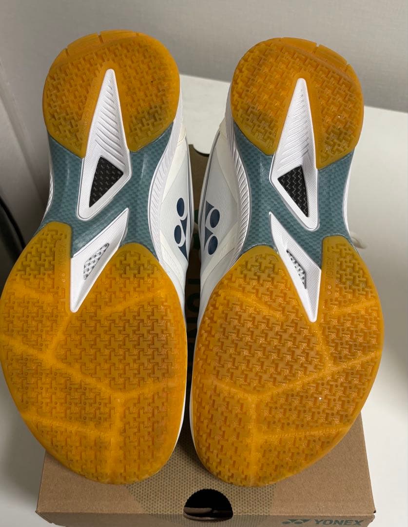 YONEX パワークッション65Zメン バトミントンシューズ