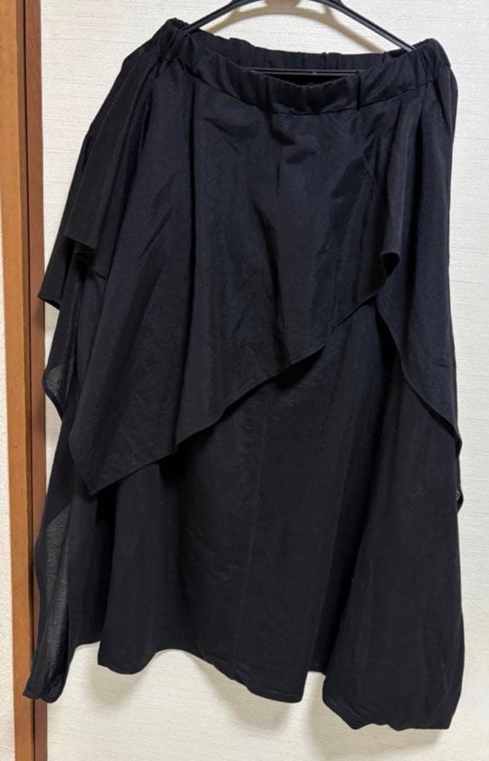 MOYURU モユル　ブラック　個性的　サルエル　変形　パンツ