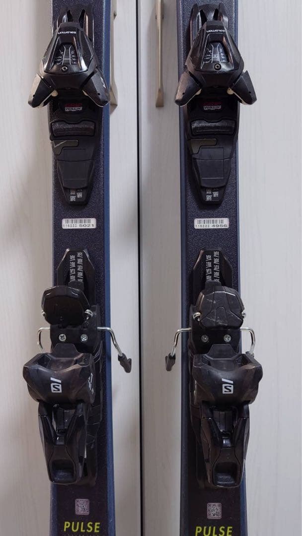 SALOMON　スキー板　PULSE　165センチ ビンディング