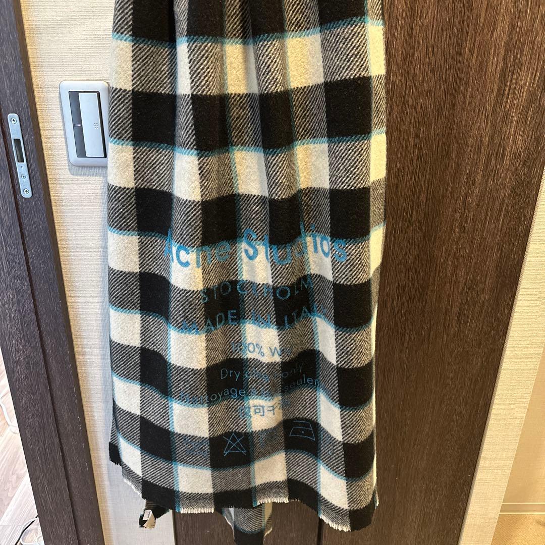 【美品】アクネ　チェック柄マフラー 100%ウール　スキズ リノ