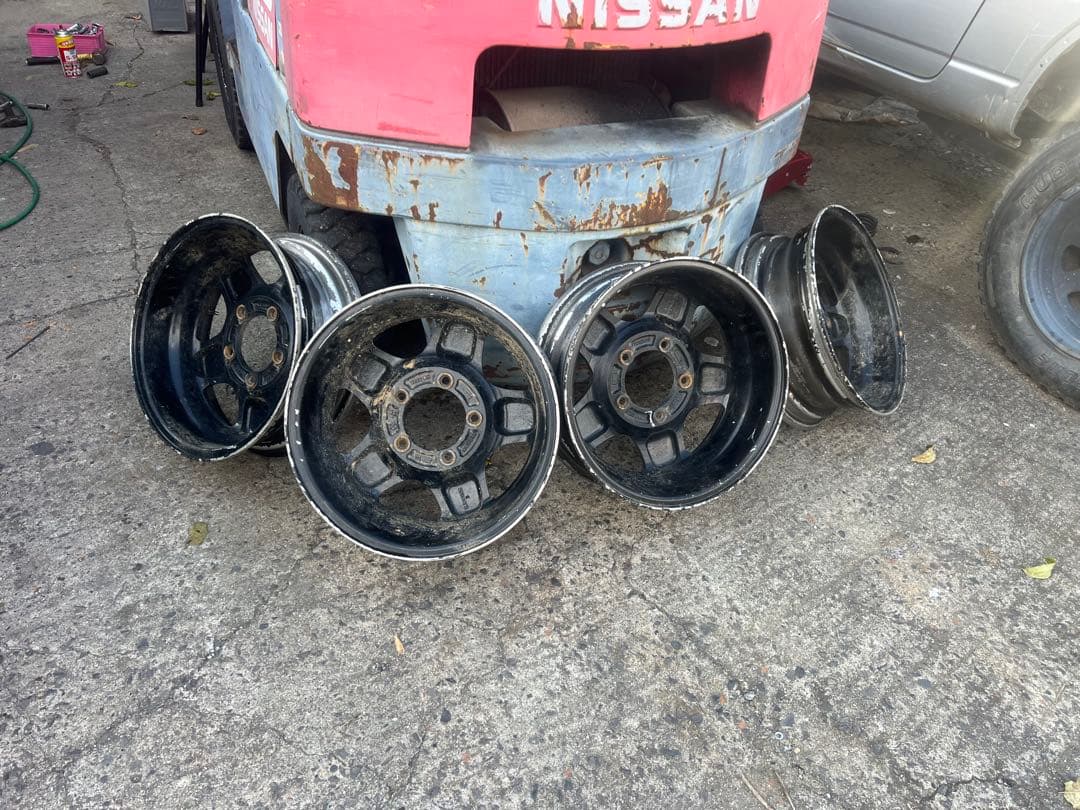 ジムニー純正逆ばきホイール