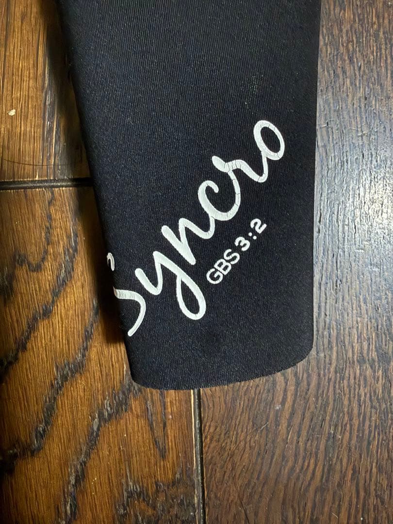 ROXY Synergy フルスーツ ブラック/フラワー