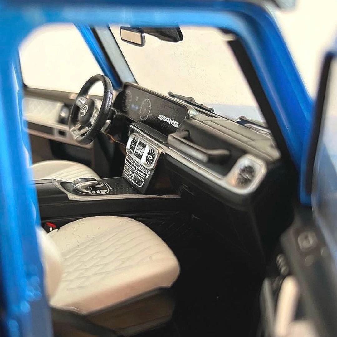 【ミニカー 美品】1/18 メルセデスベンツ AMG G63 4x4 Gクラス