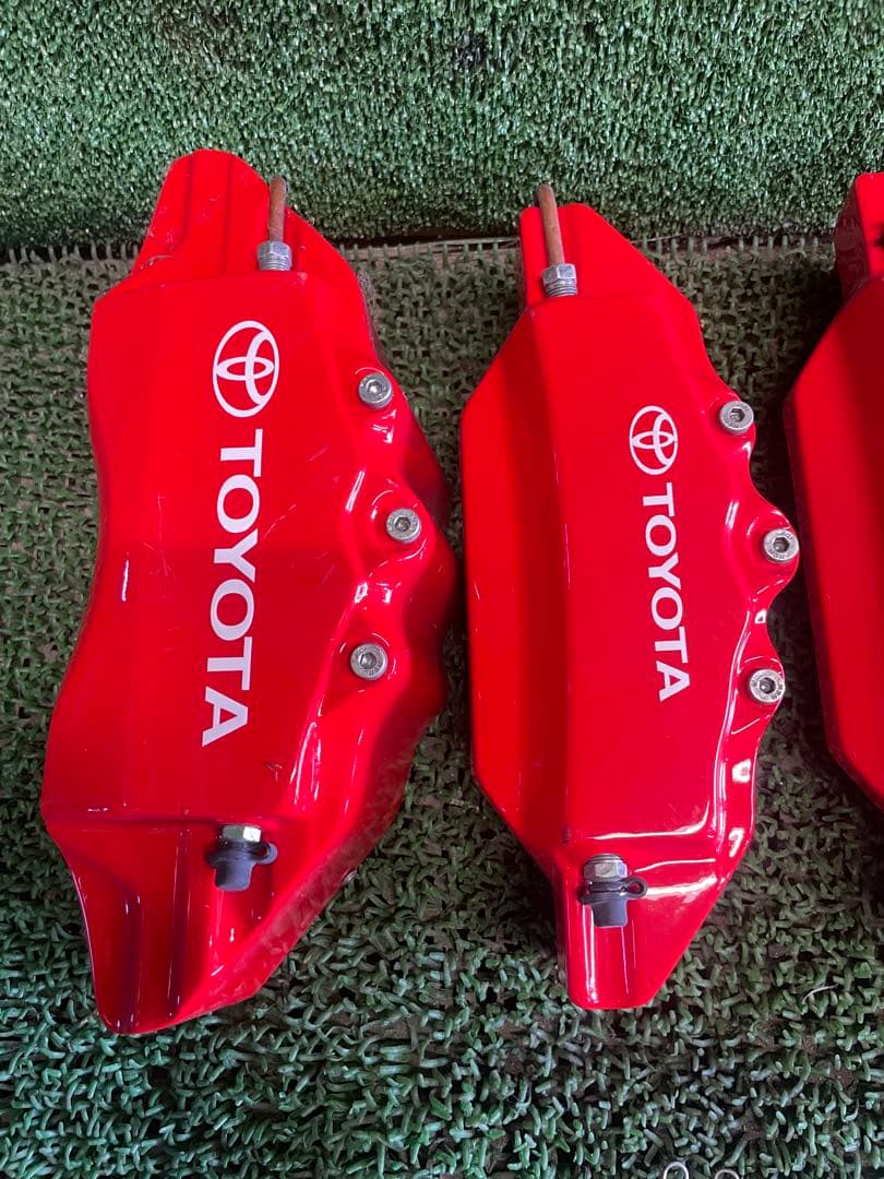 TOYOTA レッド ブレーキキャリパーカバー 4個セット