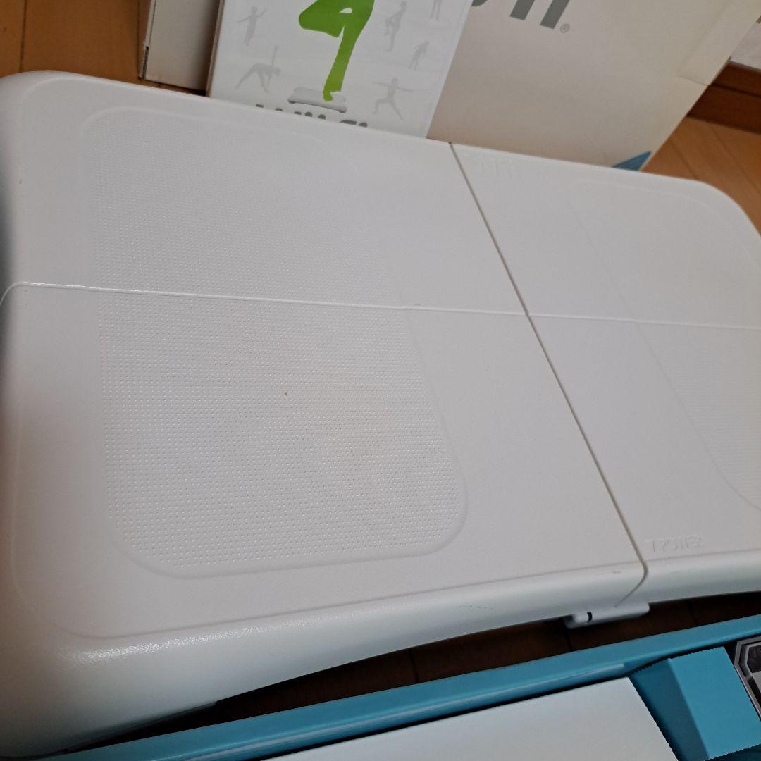 Wii Fit　ボード　本体　ソフト　リモコン