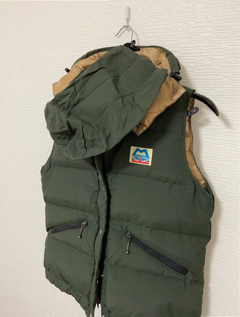 ダウンベスト　レディース　マウンテンイクイップメント
