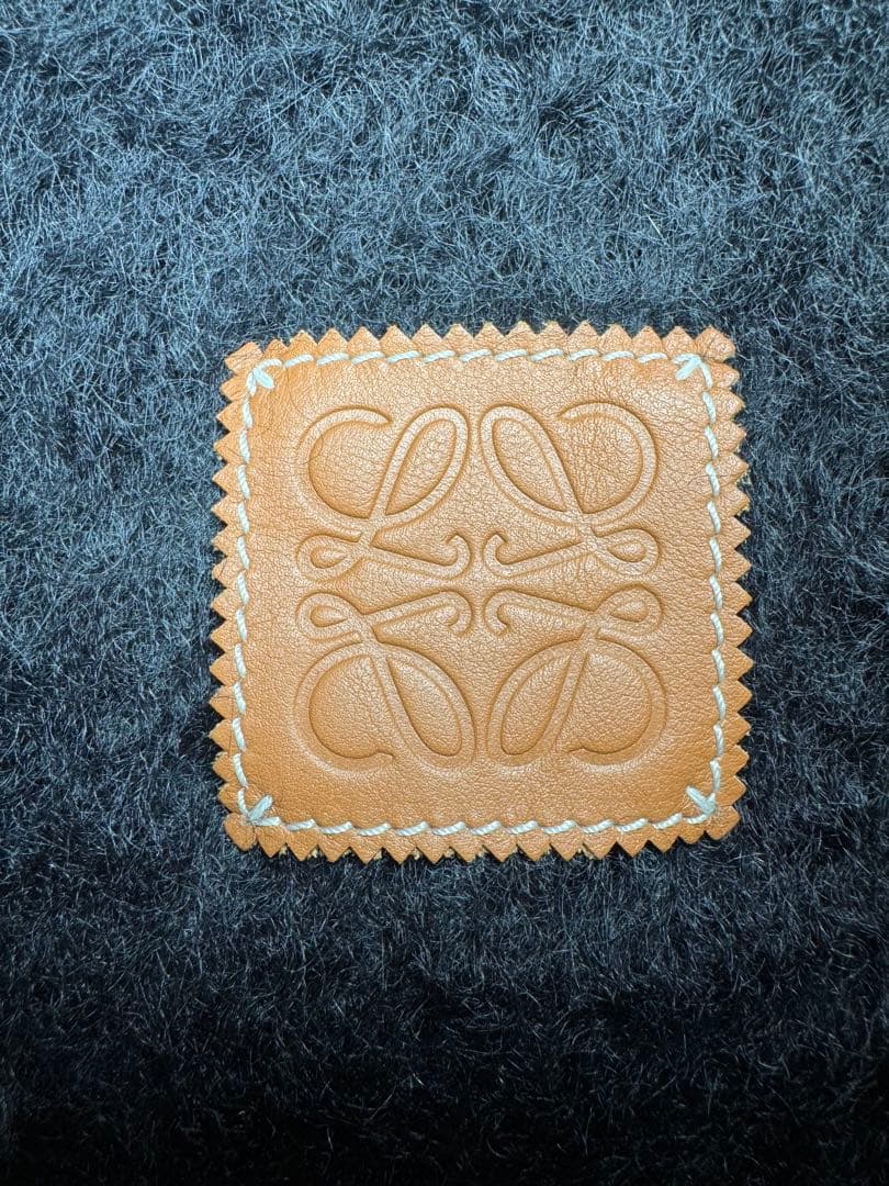 【送料無料】 LOEWEロエベ モヘヤ&ウール マフラー 黒