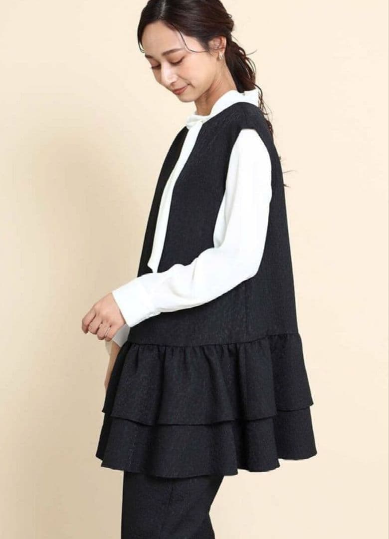 【極美品】フェンネル FENNEL ジャガードチュニックジレ ベスト ペプラム