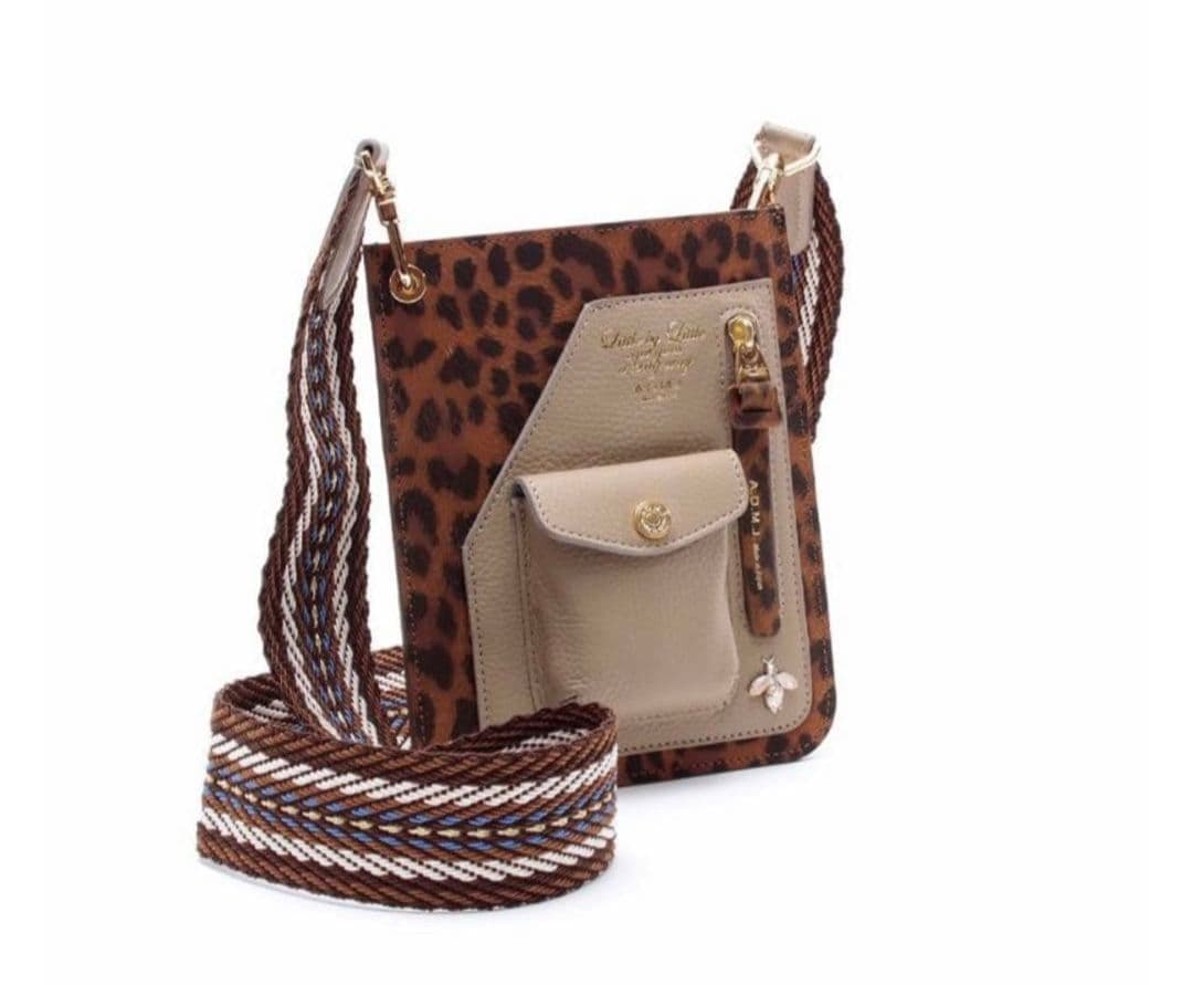 新品未使用　ADMJ THE BEE フィバナイラ モバイルポーチ ショルダー