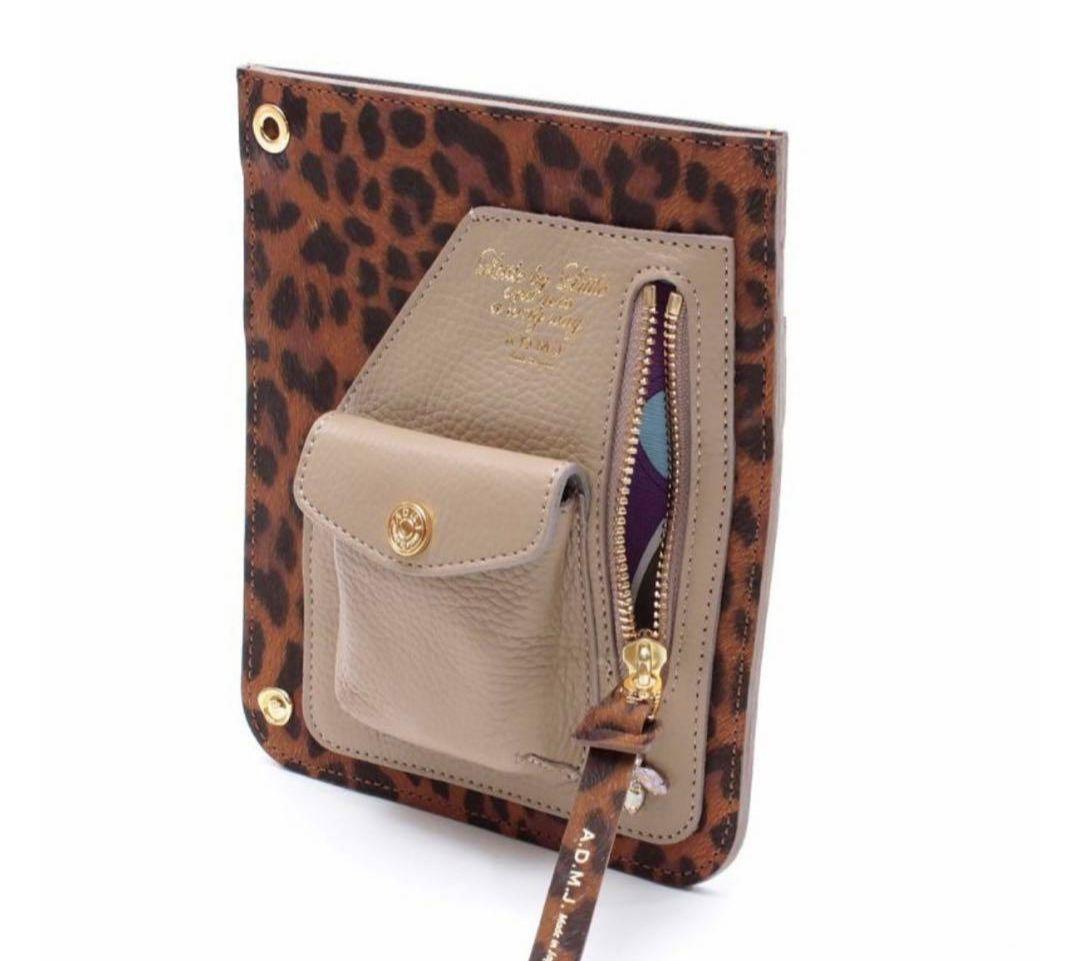 新品未使用　ADMJ THE BEE フィバナイラ モバイルポーチ ショルダー