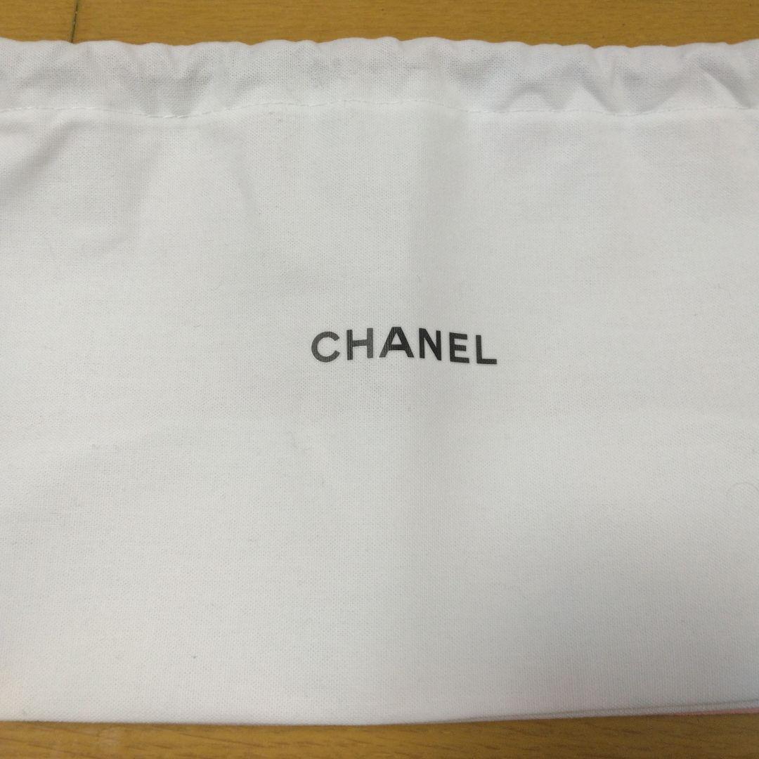 シャネル 限定 アイシャドウルージュヌワールコンフィダンス 巾着