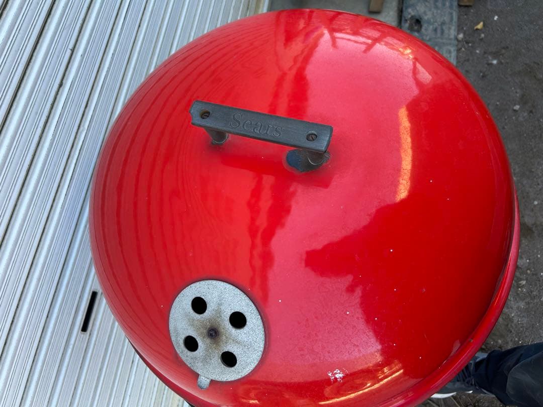 832 バーベキューコンロ　weber 直径47㎝　タイヤ付き