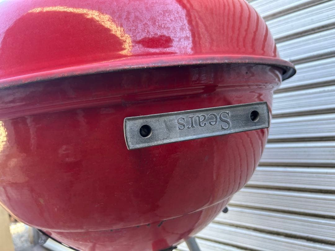 832 バーベキューコンロ　weber 直径47㎝　タイヤ付き