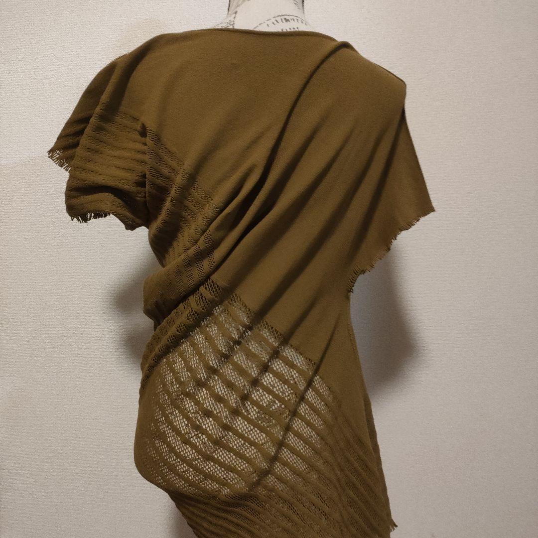 e45 超美品　イッセイミヤケ　変形カットソー　ニット　2