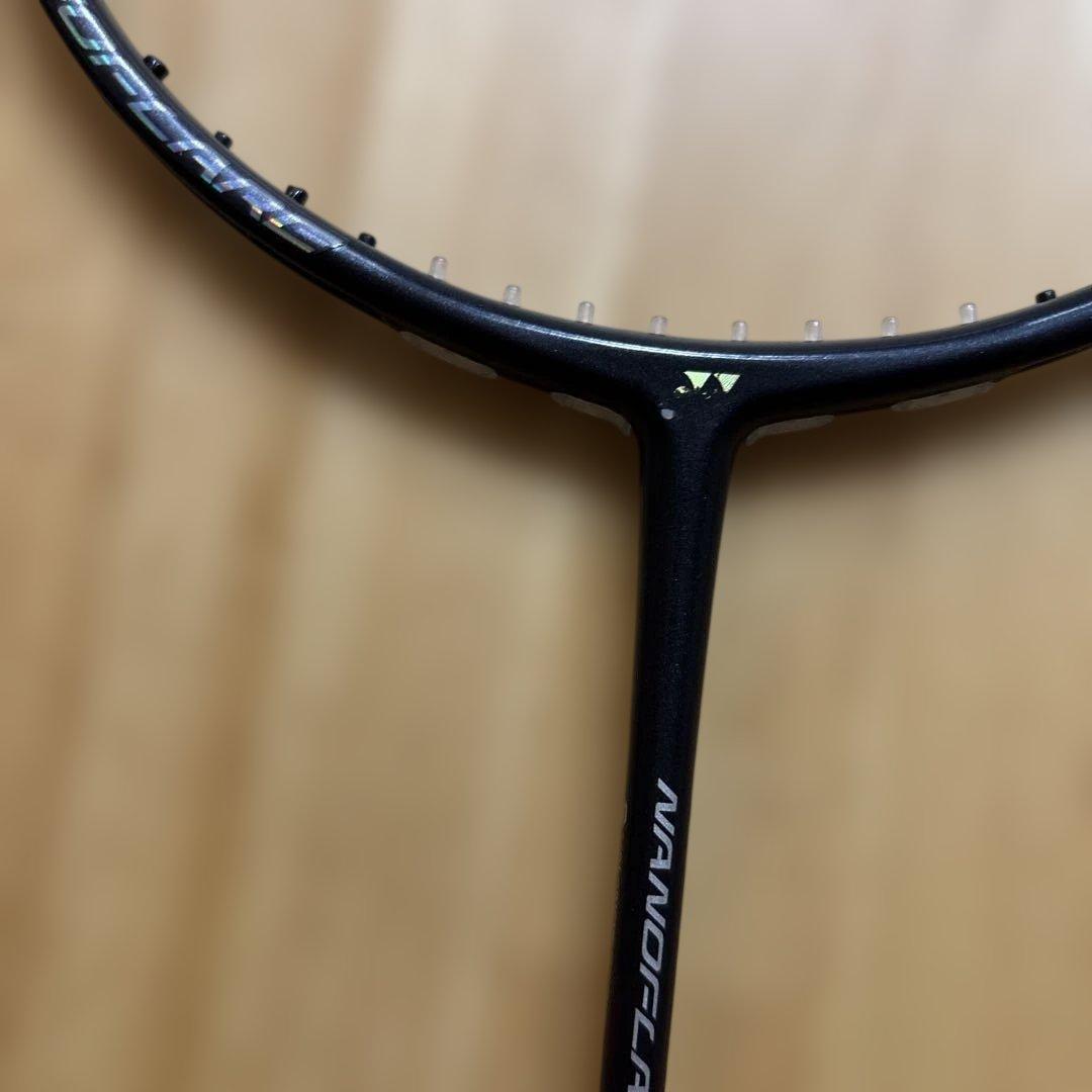ヨネックスNANOFLARE 800 バドミントンラケット