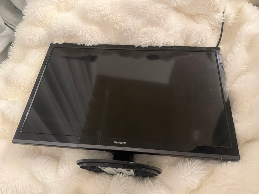 S*り様 美品シャープ ハイビジョン 液晶テレビ AQUOS 24V型 2T-C