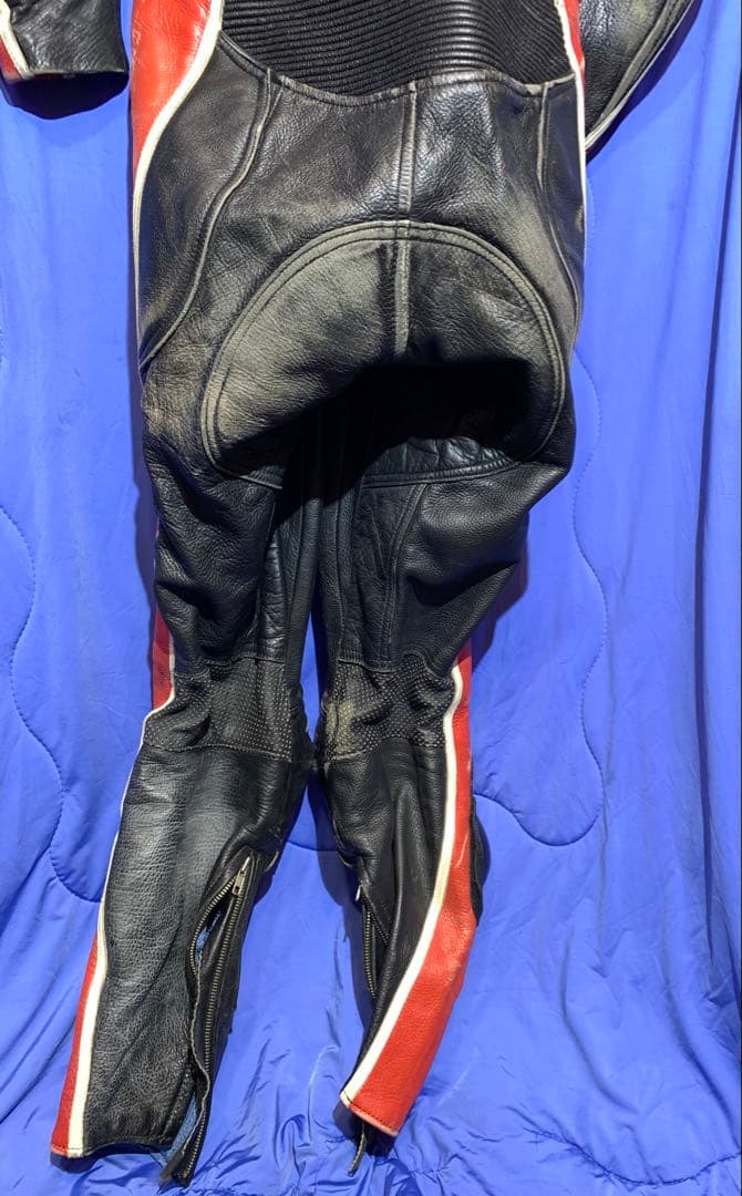 KUSHITANI バイク用革ツナギ 赤黒ストライプ Lサイズ