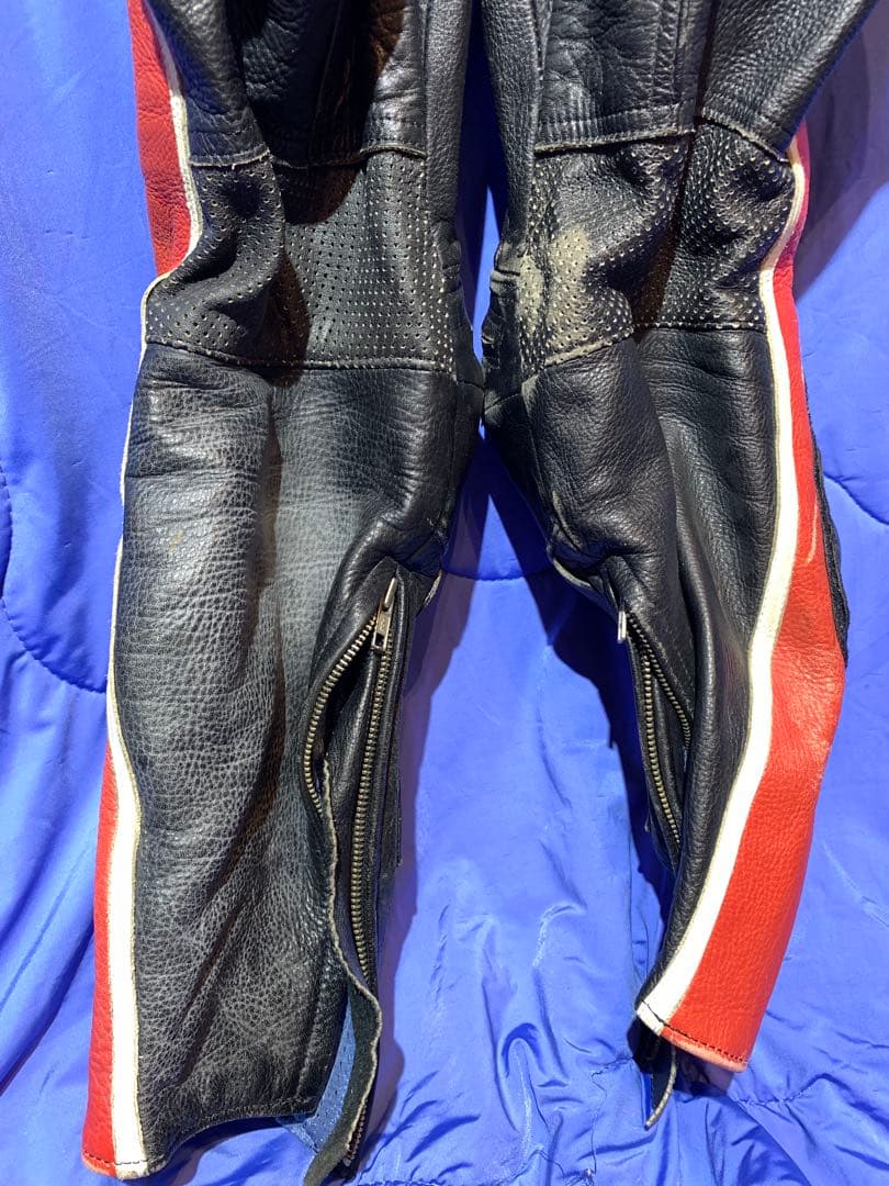 KUSHITANI バイク用革ツナギ 赤黒ストライプ Lサイズ