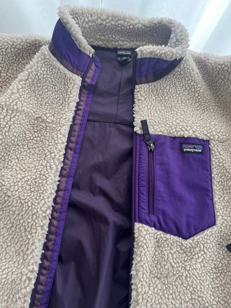 【Patagonia】パタゴニア フリースジャケット クリーム/紫 キッズXXL