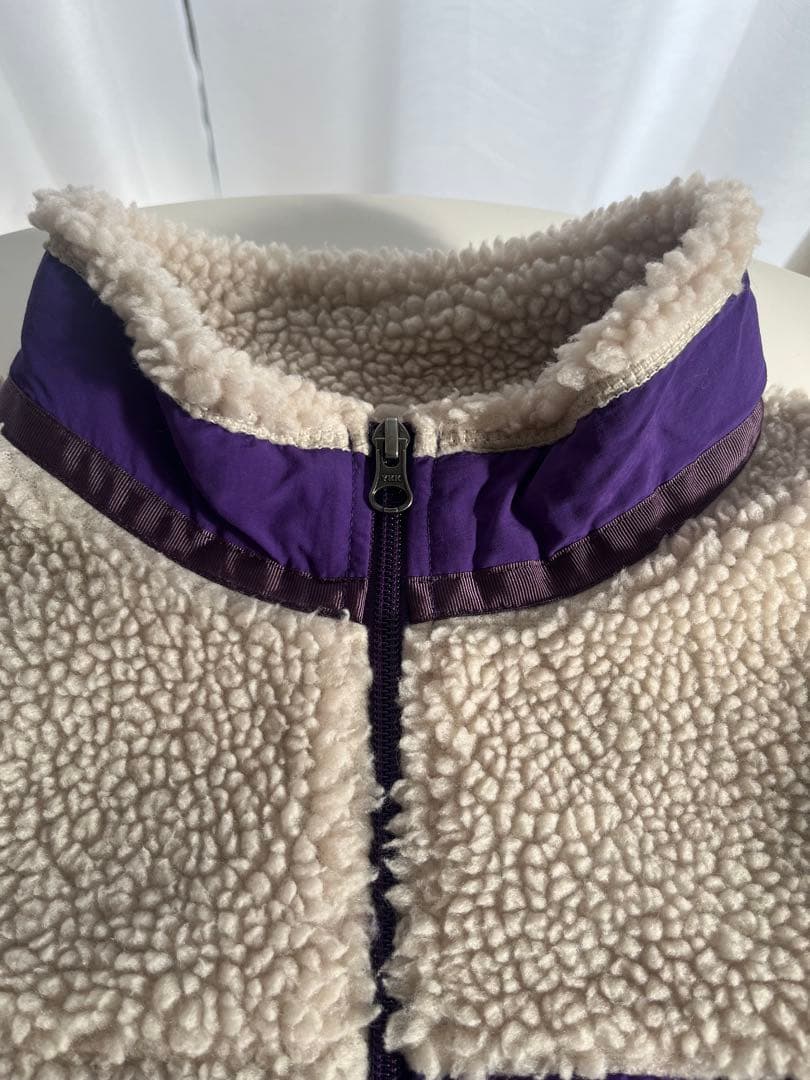 【Patagonia】パタゴニア フリースジャケット クリーム/紫 キッズXXL